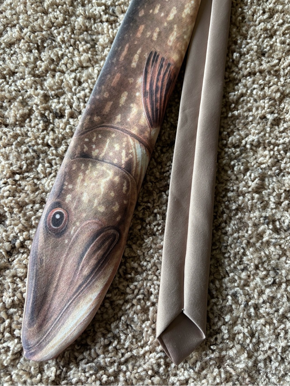 Ralph Marlin Brown Northern Pike Fish-Print Tie